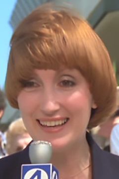 Kathy Lun interpreta Reporter