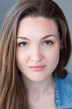 Erin Rose interpreta Girl at Ballroom #1