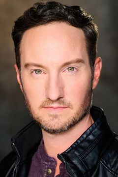 Jeremy Warner interpreta Pizza Guy