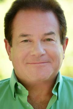 Alan Shearman interpreta Additional Voices (voice)