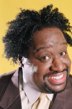 Bruce Bruce interpreta Maurice