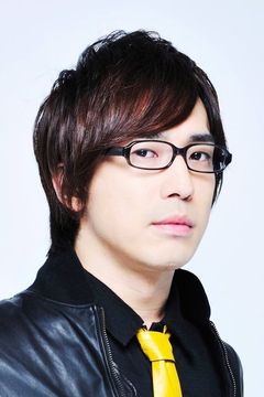 Hiroki Yasumoto interpreta Elfman Strauss (voice)