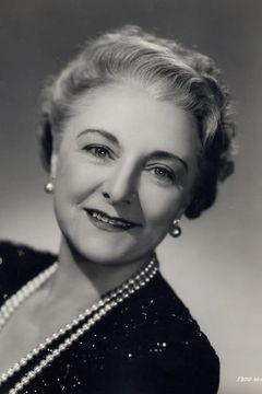 Nella Walker interpreta Maude Larrabee