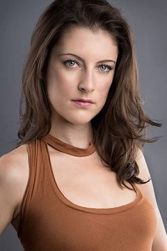 Anna Ross interpreta Dead Teenage Junkie (uncredited)