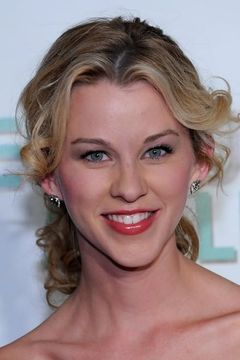 Kim Shaw interpreta Katie McCleish