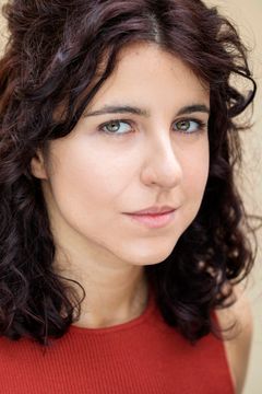 Chiara Cavaliere interpreta Assunta