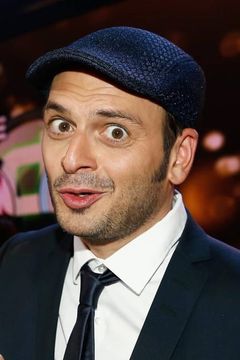 Kaya Yanar interpreta Papagei Dienstag (voice)