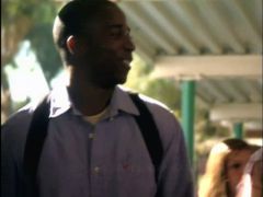 Danso Gordon interpreta Sebastian