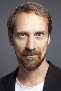 Tomáš Pavelka interpreta Footman of Eugene