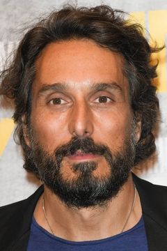 Vincent Elbaz interpreta Paul