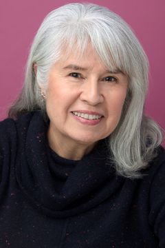 Christine Avila interpreta Lupe