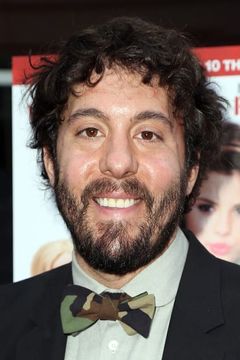 Jonathan Kite interpreta Oleg Golishevsky
