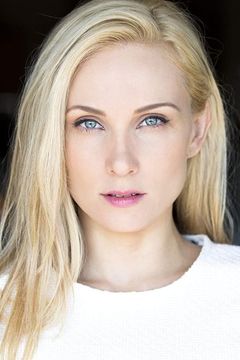 Alexis Kendra interpreta Friend Dana