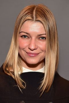 Ivana Miličević interpreta Roxana