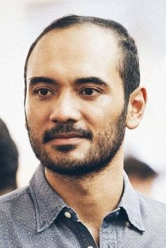 Ario Bayu interpreta Hashim