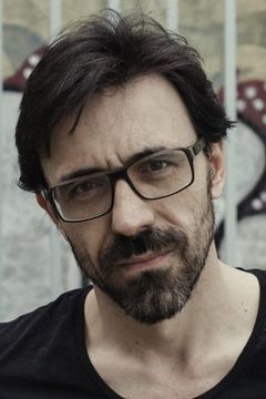 Israel Elejalde interpreta Arturo