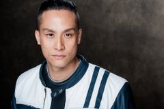 Telly Liu interpreta Iron Lion