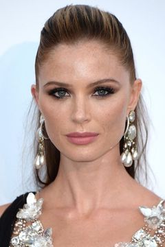 Georgina Chapman interpreta Candy
