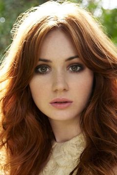 Karen Gillan interpreta Kaylie Russell