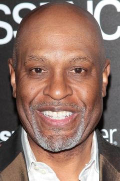 James Pickens Jr. interpreta Richard Webber