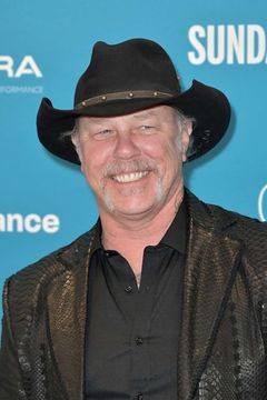 James Hetfield interpreta Self
