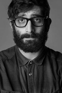 Luca Vecchi interpreta Tullio