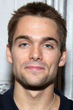 Dylan Sprayberry interpreta Liam Dunbar