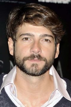 Félix Gómez interpreta Diego