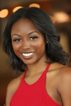 Ashanti Harris interpreta Choir Dancer