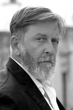 Pietro Genuardi interpreta Armando Ferraris