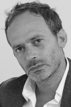 Francis Leplay interpreta Doctor Delivery Provence