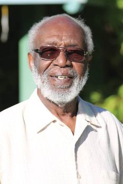 James McEachin interpreta Lt. Ed Brock