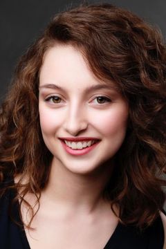 Michaela Pace interpreta Oliver's Mom