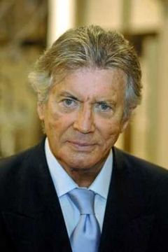 Pierre Brice interpreta Bernard