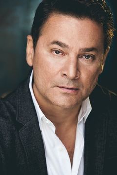Al Rodrigo interpreta Additional Voices (voice)