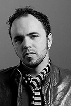 Hawksley Workman interpreta Gus
