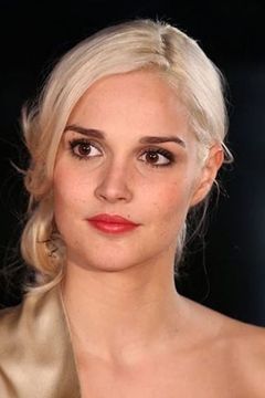 Camille Lou interpreta Audrey Barreyre