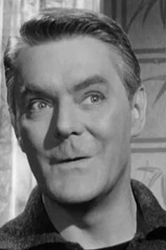 Thorley Walters interpreta Cedric Ackenthorpe