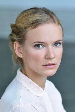Magdalena Steinlein interpreta Fille station-service