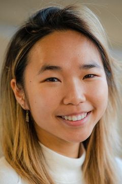 Celine Cheung interpreta Yi