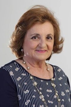 Margarita Asquerino interpreta Anciana Residente