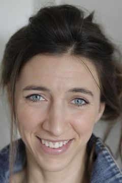 Cécile Boland interpreta Female Doctor