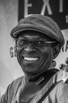 Willie Weeks interpreta The Louisiana Gator Boys