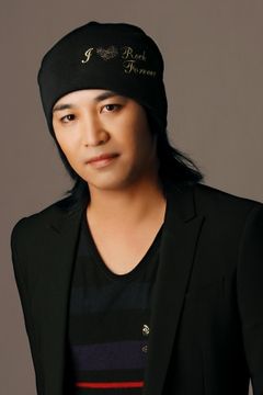 Kousuke Toriumi interpreta Nephrite
