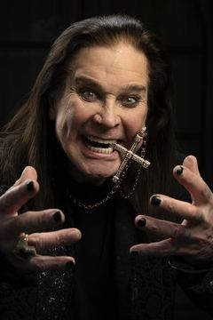 Ozzy Osbourne interpreta Himself