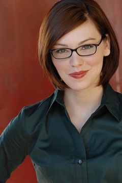 Kaitlyn Black interpreta Annabeth Nass