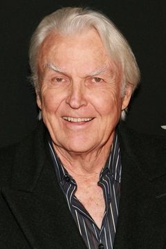 Anthony Zerbe interpreta Matthias