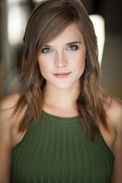 Jess Brown interpreta Sheri
