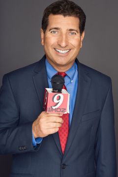 Geoff Nathanson interpreta Tennis Announcer