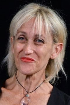 Constance Shulman interpreta Pharmacist (uncredited)